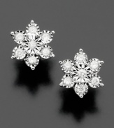 Always in season: versatile flower earrings with pretty round-cut diamonds (1/5 ct. t.w.) set in 14k white gold.