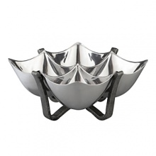 Snacking gets a refined boost with the Anvil Quad Condiment Bowl, boasting four 20 oz. sections to be filled according to your tastes. Snacking gets a refined boost with the Anvil Quad Condiment Bowl, boasting four 20 oz. sections to be filled according to your tastes.