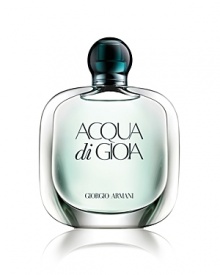 There is a charming sense of jubilation from the very first vegetal notes which are carried along in a deliciously heady current of crushed Mint, with a zest of Italian Limone Primo Fiore Femminelle, harvested from the first spring blossoms in Calabria.This emotion transforms into an aquatic renaissance with a delicate and crystalline nature derived from the scent of Water Jasmine, giving the perfume sophisticated and unexpected facets. At its base, ACQUA DI GIOIA bears the signature of water rooted in the Earth, revealed by luscious Cedar sprinkled with sensuous Brown Sugar and Labdanum, which is one the rare plants to possess animal notes. There is a charming sense of jubilation from the very first vegetal notes which are carried along in a deliciously heady current of crushed Mint, with a zest of Italian Limone Primo Fiore Femminelle, harvested from the first spring blossoms in Calabria.This emotion transforms into an aquatic renaissance with a delicate and crystalline nature derived from the scent of Water Jasmine, giving the perfume sophisticated and unexpected facets. At its base, ACQUA DI GIOIA bears the signature of water rooted in the Earth, revealed by luscious Cedar sprinkled with sensuous Brown Sugar and Labdanum, which is one the rare plants to possess animal notes.
