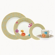 Villeroy & Boch's Aureaus dinnerware is a decadent delight: golden filigree is lavished on an aquamarine decoration that stepped right off the fashion runway. Bursting lotus blossoms adorn plates and service pieces, adding shades of fuchsia, tangerine and sapphire. Aureus is a modern classic representing the convergence of past and present. Bone china with gold details. Dishwasher safe. Villeroy & Boch's Aureaus dinnerware is a decadent delight: golden filigree is lavished on an aquamarine decoration that stepped right off the fashion runway. Bursting lotus blossoms adorn plates and service pieces, adding shades of fuchsia, tangerine and sapphire. Aureus is a modern classic representing the convergence of past and present. Bone china with gold details. Dishwasher safe.