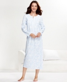 Perfect for those extra snuggly days, this nightgown by Charter Club is a cold weather essential. Perfect for those extra snuggly days, this nightgown by Charter Club is a cold weather essential.