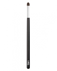 PINCEAU CONTOUR DES YEUXCustom-designed to provide women with proper tools for a faster, more professional makeup application. Each brush is designed with only the finest quality of hairs and a delicately weighted handle to provide the necessary balance for professional and precise makeup application. Brush Type: Squirrel & Goat hair ideal for applying concentrated color in the crease of the eye. PINCEAU CONTOUR DES YEUXCustom-designed to provide women with proper tools for a faster, more professional makeup application. Each brush is designed with only the finest quality of hairs and a delicately weighted handle to provide the necessary balance for professional and precise makeup application. Brush Type: Squirrel & Goat hair ideal for applying concentrated color in the crease of the eye.
