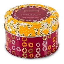 Brighten up any home with this beautiful candle. Retro three wick tin collection by Illume. Amazing Sweet Rhubarb scent. Brighten up any home with this beautiful candle. Retro three wick tin collection by Illume. Amazing Sweet Rhubarb scent.