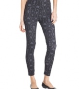 Style&co. makes your leggings the statement piece of your ensemble with these boldly printed petite pants.