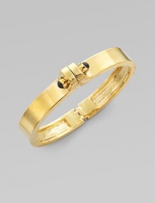 This simply chic style featuring black onyx stones set in 14k goldplating. Black onyx14k goldplated white metal alloyDiameter, about 2¼Hinged closureMade in USA This simply chic style featuring black onyx stones set in 14k goldplating. Black onyx14k goldplated white metal alloyDiameter, about 2¼Hinged closureMade in USA