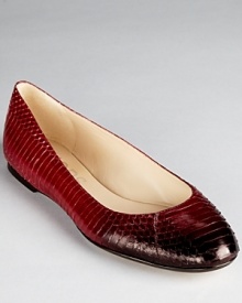 In deep ruby hued snakeskin, these ombre KORS Michael Kors flats are a luxe take on the jewel tone trend. In deep ruby hued snakeskin, these ombre KORS Michael Kors flats are a luxe take on the jewel tone trend.