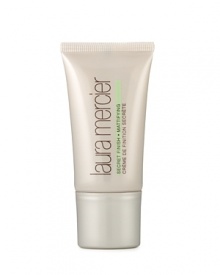 Mattifying is a fresh, shine-controlling liquid-gel designed with the needs of oily skin in mind. Primarily for touchups throughout the day over makeup, this innovative formula ‘soaks up' facial oil; mattifying the skin on contact. The lightweight gel instantly absorbs excess oil and removes shine for hours, leaving a translucent, matte finish. Gentle enough to use over any Laura Mercier foundation. Oil-free, paraben-free, and fragrance-free. Mattifying is a fresh, shine-controlling liquid-gel designed with the needs of oily skin in mind. Primarily for touchups throughout the day over makeup, this innovative formula ‘soaks up' facial oil; mattifying the skin on contact. The lightweight gel instantly absorbs excess oil and removes shine for hours, leaving a translucent, matte finish. Gentle enough to use over any Laura Mercier foundation. Oil-free, paraben-free, and fragrance-free.
