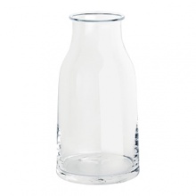 The carafe produced from crystalline glass takes its inspiration from a classically styled decanter. The truncated-conical form, wide at the base before narrowing near the top, at the same time the neck and a place to hold the carafe. The rim acts as a drip guard that keeps the exterior of the carafe clean when in use. The carafe produced from crystalline glass takes its inspiration from a classically styled decanter. The truncated-conical form, wide at the base before narrowing near the top, at the same time the neck and a place to hold the carafe. The rim acts as a drip guard that keeps the exterior of the carafe clean when in use.