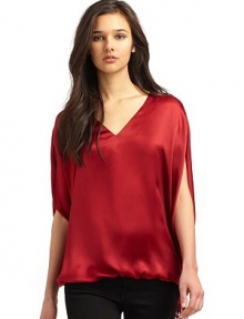 THE LOOKV necklineShort batwing sleevesBubble hem with adjustable side tiePull-on styleTHE FITAbout 27 from shoulder to hemTHE MATERIALSilkCARE & ORIGINDry cleanImportedModel shown is 5'10 (177cm) wearing US size 4.