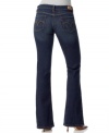 A chic bootcut shape paired with classic Levi's styling on these 518 Bootcut jeans makes for a sure thing!