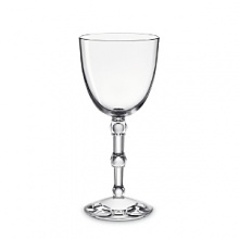 Designed by Mathias, the Clair de Lune collection fuses classic nobility with modern influence. Each element offers uncommon brilliance with round, fluted legs and sparkling shapes for a superior collection of stemware. Designed by Mathias, the Clair de Lune collection fuses classic nobility with modern influence. Each element offers uncommon brilliance with round, fluted legs and sparkling shapes for a superior collection of stemware.