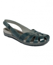 Forge a cozy bond with the Relate sandal from Bare Traps. They strike a wonderful balance with rich leather and casual comfort. Available exclusively at Macy's. Forge a cozy bond with the Relate sandal from Bare Traps. They strike a wonderful balance with rich leather and casual comfort. Available exclusively at Macy's.