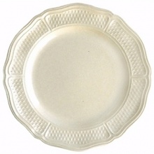 In 1821, Gien was founded for the purpose of bringing fine English earthenware manufacturing techniques to France. Pont Au Choux White is an ivory dinnerware collection with intricate inlaid design work. In 1821, Gien was founded for the purpose of bringing fine English earthenware manufacturing techniques to France. Pont Au Choux White is an ivory dinnerware collection with intricate inlaid design work.