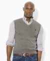 Knit from luxuriously soft Pima cotton yarns in a jersey stitch, this classic-fitting sweater vest is a preppy essential for the modern man's wardrobe.