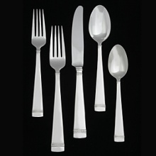 Designed to coordinate with the Vera Wang With Love Fine China, With Love Flatware Collection, communicates its quality and sophistication with a significant weight and dimension. Detailed and balanced this flatware is perfect for both a traditional or modern setting. High quality 18/10 stainless steel flatware.
