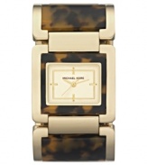 Dress to the nines and accessorize accordingly with this sophisticated watch by Michael Kors.