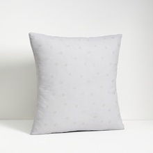 Mix and match sizes and designs for the perfect finishing touch to add dimension to your bed. Mix and match sizes and designs for the perfect finishing touch to add dimension to your bed.