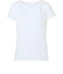 Stylish top in fine white cotton - Super-soft and comfortable - Slim cut with feminine crew neck and short sleeves - Decorative stitched shoulders - Works with almost everything in your wardrobe, from skinny jeans to leather leggings to business trousers - Pair with a cardigan or blazer Stylish top in fine white cotton - Super-soft and comfortable - Slim cut with feminine crew neck and short sleeves - Decorative stitched shoulders - Works with almost everything in your wardrobe, from skinny jeans to leather leggings to business trousers - Pair with a cardigan or blazer