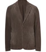 With a preppy-cool aesthetic, this cotton cord blazer from Closed is a new-season must-buy - Notched lapels, long sleeves, two-button closure, single chest pocket, patch pockets at waist, single back vent - Classic tailored fit - Wear with a cashmere pullover or long sleeve henley and jeans or tailored trousers
