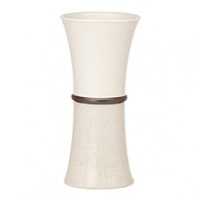 Add some flair to your décor with this gracefully flared vase. Designed to display a bouquet of roses, the vase is perfect for any long-stemmed flowers. Add some flair to your décor with this gracefully flared vase. Designed to display a bouquet of roses, the vase is perfect for any long-stemmed flowers.