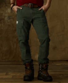 Keeping with the rugged tradition of military-influenced style, the lightweight Regiment cargo pant offers casual comfort and downtown edge in reverse cotton sateen.