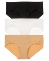 A seamless, lightweight cotton bikini with a slight v-shaped front and back.