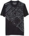 Guide your style to high altitudes with this appealing graphic T shirt from Sean John.