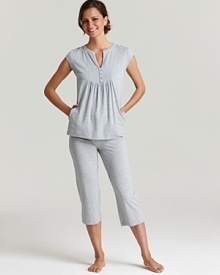 Go for a chic bedtime look in this cap sleeve top and matching capri pajama pants. Go for a chic bedtime look in this cap sleeve top and matching capri pajama pants.