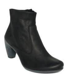 Upgrade your look with structured style. Ecco's Sculptured 65 ankle booties feature a sleek zipper closure and a leather-covered inlay sole. Upgrade your look with structured style. Ecco's Sculptured 65 ankle booties feature a sleek zipper closure and a leather-covered inlay sole.