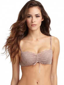 THE LOOKRuched floral lace overlayRuched, padded cups with underwire supportBow detailAdjustable spaghetti strapsBack strap with hook-and-eye closureTHE MATERIALPolyamide/elastaneFully linedCARE & ORIGINHand washMade in Italy THE LOOKRuched floral lace overlayRuched, padded cups with underwire supportBow detailAdjustable spaghetti strapsBack strap with hook-and-eye closureTHE MATERIALPolyamide/elastaneFully linedCARE & ORIGINHand washMade in Italy