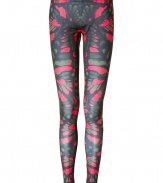With an eye-catching graphic print and vivid coloring, McQ Alexander McQueens leggings lend a fashion-forward edge to your cool layered looks - Elasticized waistband - Wear with oversized tops and sleek ankle boots