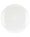 A modern balance. Create a sense of effortless urban luxury with the Matte & Shine dinner plate, featuring a minimalist coupe shape, white glaze and tonal banding by Donna Karan Lenox.