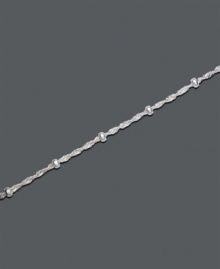 Add a delicate dash of sterling silver with this intricate Singapore chain anklet by Giani Bernini. Approximate length: 10 inches. Add a delicate dash of sterling silver with this intricate Singapore chain anklet by Giani Bernini. Approximate length: 10 inches.
