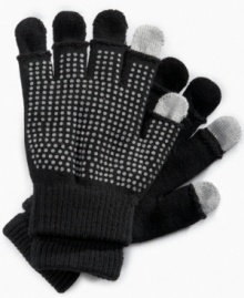 He'll have no problem hanging on in these layered gloves that grip from Greendog. (Clearance) He'll have no problem hanging on in these layered gloves that grip from Greendog. (Clearance)