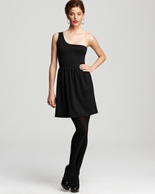 The LBD gets a modern makeover with this Aqua one-shoulder dress for party perfection. A pleated skirt adds timeless chic to the versatile silhouette. The LBD gets a modern makeover with this Aqua one-shoulder dress for party perfection. A pleated skirt adds timeless chic to the versatile silhouette.
