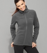 Rugged and cute, cuddle up in a stylish fleece from Columbia. Ideal for camping or hanging out with your friends, this jacket is ultra-versatile. (Clearance)