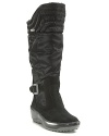 Pajar's cozy quilted boots offer both warmth and style with shearling lining and smart buckle details.