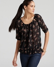 GUESS Top - Molly Floral Print GUESS Top - Molly Floral Print
