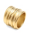 Add instant luxury in rich gold tones. This mixed metal ring by Kenneth Cole New York features texture and design sure to turn heads. Size 7-1/2.