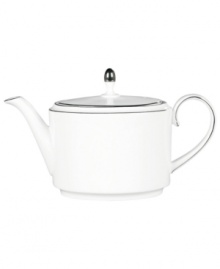 In an exquisite union of the contemporary and the classical, renowned bridal designer Vera Wang and Wedgwood have created a dinnerware and dishes pattern that brings elegance to the modern table. Blanc sur Blanc marries pure white with a textured matte border and platinum edging for subtle tonal contrast. In an exquisite union of the contemporary and the classical, renowned bridal designer Vera Wang and Wedgwood have created a dinnerware and dishes pattern that brings elegance to the modern table. Blanc sur Blanc marries pure white with a textured matte border and platinum edging for subtle tonal contrast.