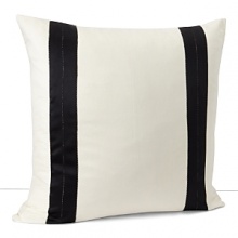 A luxurious combination of silk and linen woven into a fine herringbone pattern, with duvets and shams featuring a classic, hemstitched silk charmeuse border. A luxurious combination of silk and linen woven into a fine herringbone pattern, with duvets and shams featuring a classic, hemstitched silk charmeuse border.