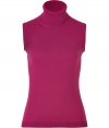 Start off the new season in luxe feminine style with Malos super soft cashmere sleeveless turtleneck - Turtleneck, fine ribbed trim - Form-fitting - Team with statement jewelry, blazers and jet black separates, or with a fur jacket and tailored trousers for a contemporary-chic finish