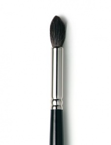 A natural brush with soft, medium-length bristles formed at a slight point to be used ideally in the crease of the eye. The Pony Tail Brush has softer and longer bristles to allow less intense layering of color and more control for blending. The bristles superior strength allows easy maneuvering of product for incredible placement. 