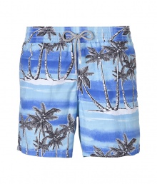 A brand original style since the 70s detailed with a drawn palm print, Vilebrequins Moorea swim trunks are as fun as they are iconic - Waterproof elastic waistband, back flap pocket, side slit pockets, back eyelets for release of water, durable drawstring cord with stainless metal aglets, interior cotton briefs - Classic slim fit - Wear in the water, or post-swim with a polo and flip-flops - Comes with a logo printed drawstring pouch A brand original style since the 70s detailed with a drawn palm print, Vilebrequins Moorea swim trunks are as fun as they are iconic - Waterproof elastic waistband, back flap pocket, side slit pockets, back eyelets for release of water, durable drawstring cord with stainless metal aglets, interior cotton briefs - Classic slim fit - Wear in the water, or post-swim with a polo and flip-flops - Comes with a logo printed drawstring pouch
