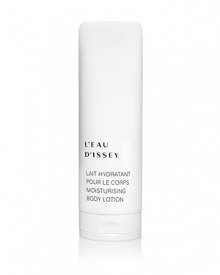 L'Eau d'Issey reveals the pure scent of water. Its sparkling fragrance, with its floral, fresh and woody notes, embodies timelessness and movement. L'Eau d'Issey reveals the pure scent of water. Its sparkling fragrance, with its floral, fresh and woody notes, embodies timelessness and movement.