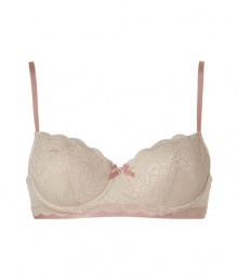 Sexy and sweet vintage cream contour bra - This elegant, supermodel-approved contour bra is stylish and sultry - Adjustable straps and unpadded cups offer comfortable support - Vintage cream lace made of Polyamide and Elastane - Gorgeous retro style Sexy and sweet vintage cream contour bra - This elegant, supermodel-approved contour bra is stylish and sultry - Adjustable straps and unpadded cups offer comfortable support - Vintage cream lace made of Polyamide and Elastane - Gorgeous retro style
