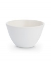 Full of possibilities, this ultra-versatile bowl from Noritake's collection of Colorwave white dinnerware is half glossy, half matte and entirely timeless in durable stoneware. Mix and match with square shapes or any of the other Colorwave shades.