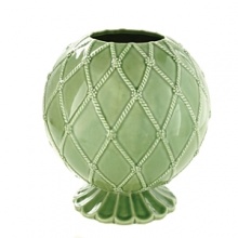 Green with envy! Juliska's latest saturated hue adds lush layering to your table. Pair Garden Green with whitewash collections or layer with Classic Bamboo for a chic spring entertaining story. Green with envy! Juliska's latest saturated hue adds lush layering to your table. Pair Garden Green with whitewash collections or layer with Classic Bamboo for a chic spring entertaining story.