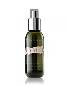 A uniquely paired approach to reawakening the appearance of youth, The Lifting Face Serum and The Lifting Intensifier are designed to work in synergy, immediately adding radiance, visibly lifting the skin, and profoundly restoring clarity and brightness. At the heart of both products is a rare blue algae, which stimulates, renews and smooths skin. Azurite promotes collagen and elastin, while marine proteins, sea-derived enzymes and botanicals lend energy and diminish discoloration. A uniquely paired approach to reawakening the appearance of youth, The Lifting Face Serum and The Lifting Intensifier are designed to work in synergy, immediately adding radiance, visibly lifting the skin, and profoundly restoring clarity and brightness. At the heart of both products is a rare blue algae, which stimulates, renews and smooths skin. Azurite promotes collagen and elastin, while marine proteins, sea-derived enzymes and botanicals lend energy and diminish discoloration.