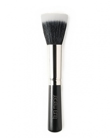 Laura Mercier Finishing Brush is composed of black goat hair and high quality synthetic fibers. This multi-dimensional brush delivers the perfect amount of product and buffs colour and shimmer into the skin. Perfect to use with any of the Shimmer Blocs or Loose Shimmer Powders. Laura Mercier Finishing Brush is composed of black goat hair and high quality synthetic fibers. This multi-dimensional brush delivers the perfect amount of product and buffs colour and shimmer into the skin. Perfect to use with any of the Shimmer Blocs or Loose Shimmer Powders.